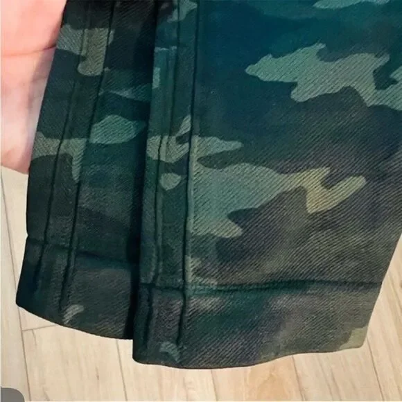 Spanx Women's Look at Me Now Seamless Leggings Camo Print Sz. Large 25" Inseam - Picture 3 of 14